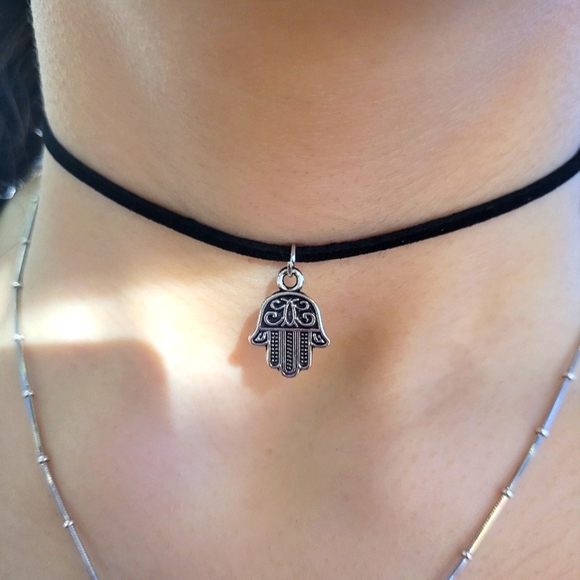 2 for $16! Hamza Hand Choker Necklace - Picture 3 of 3